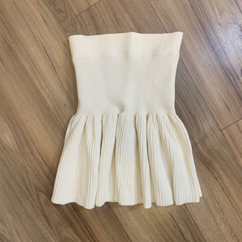 BCBGMaxAzria Valeria Ruffled White Skirt - Picture 8 of 11